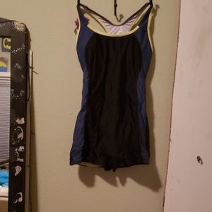 Open back one piece short style swimsuit